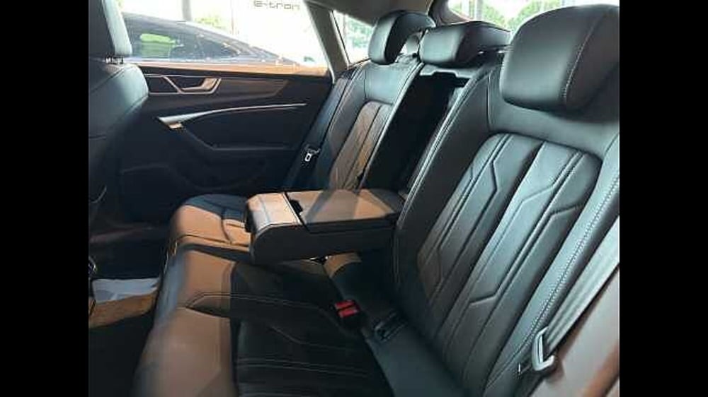 Audi A7 Sportback nuova a Palermo (13)