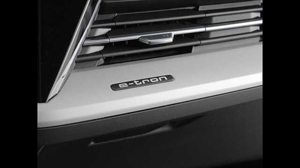 Audi Q4 nuova a Palermo (15)