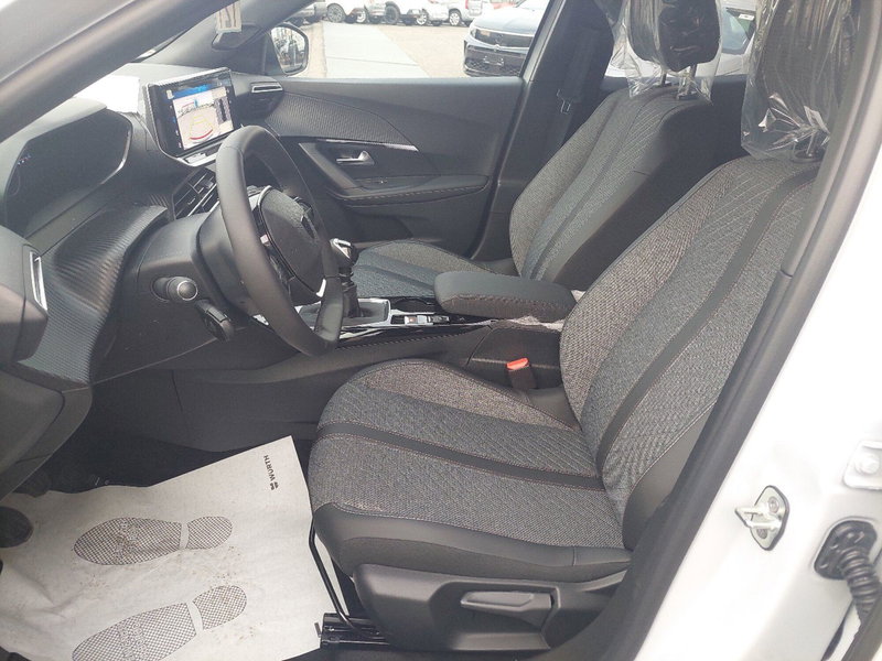 Peugeot 2008 nuova a Parma (12)