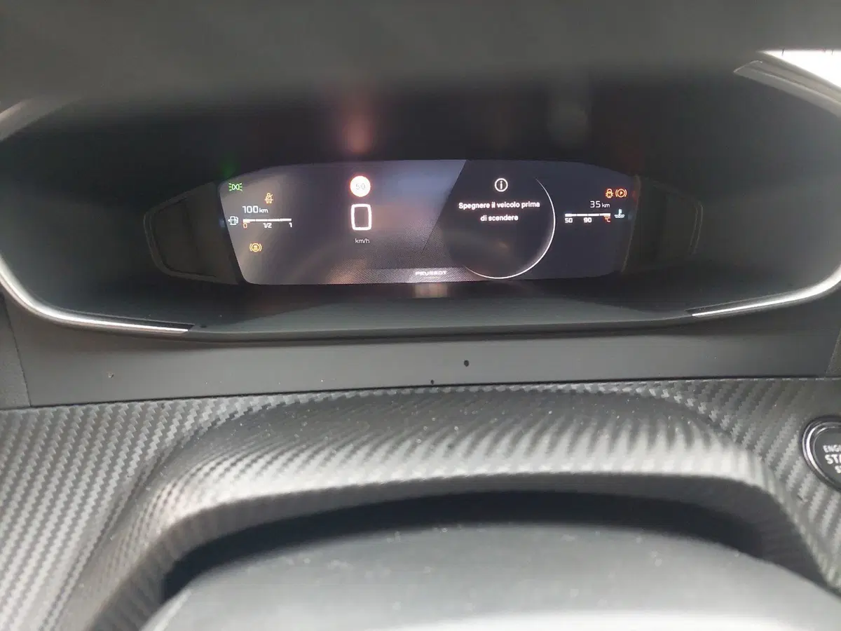 Peugeot 2008 nuova a Parma (13)