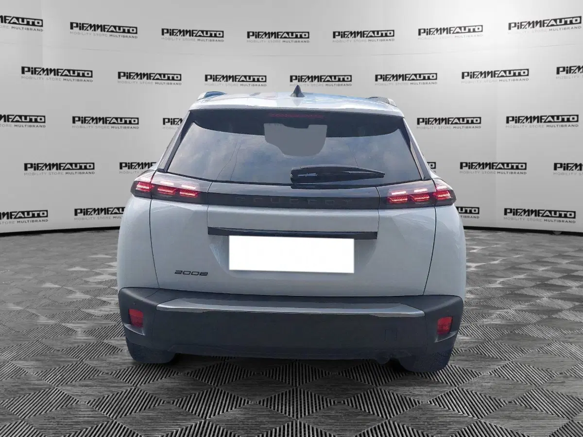 Peugeot 2008 nuova a Parma (4)