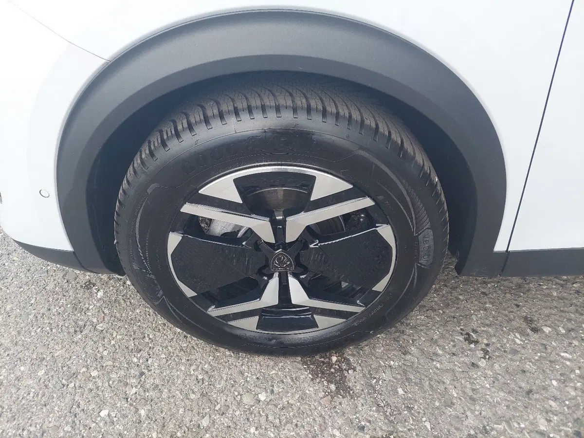 Peugeot 2008 nuova a Parma (8)