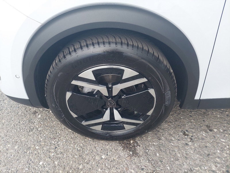 Peugeot 2008 nuova a Parma (8)