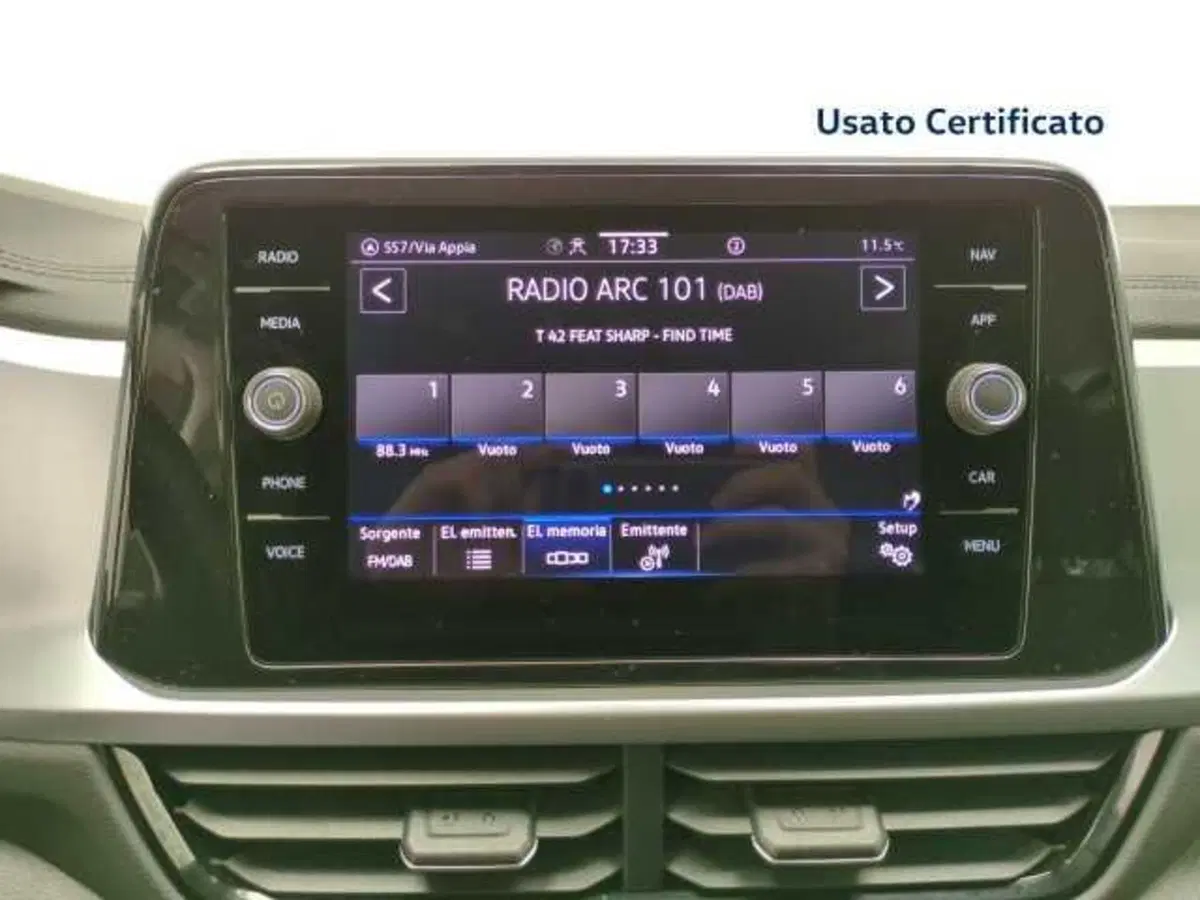 Volkswagen T-Roc usata a Avellino (17)