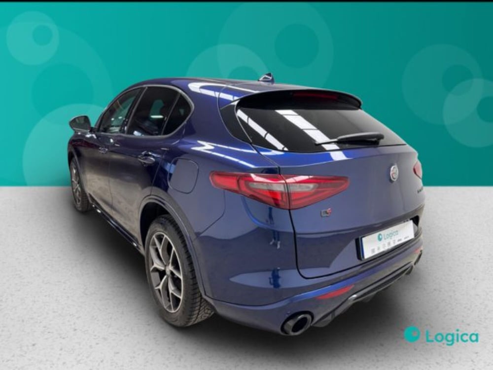 Alfa Romeo Stelvio usata a Biella (3)