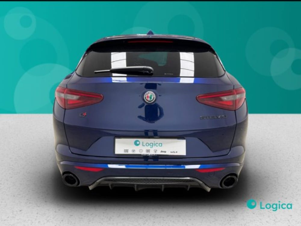 Alfa Romeo Stelvio usata a Biella (9)