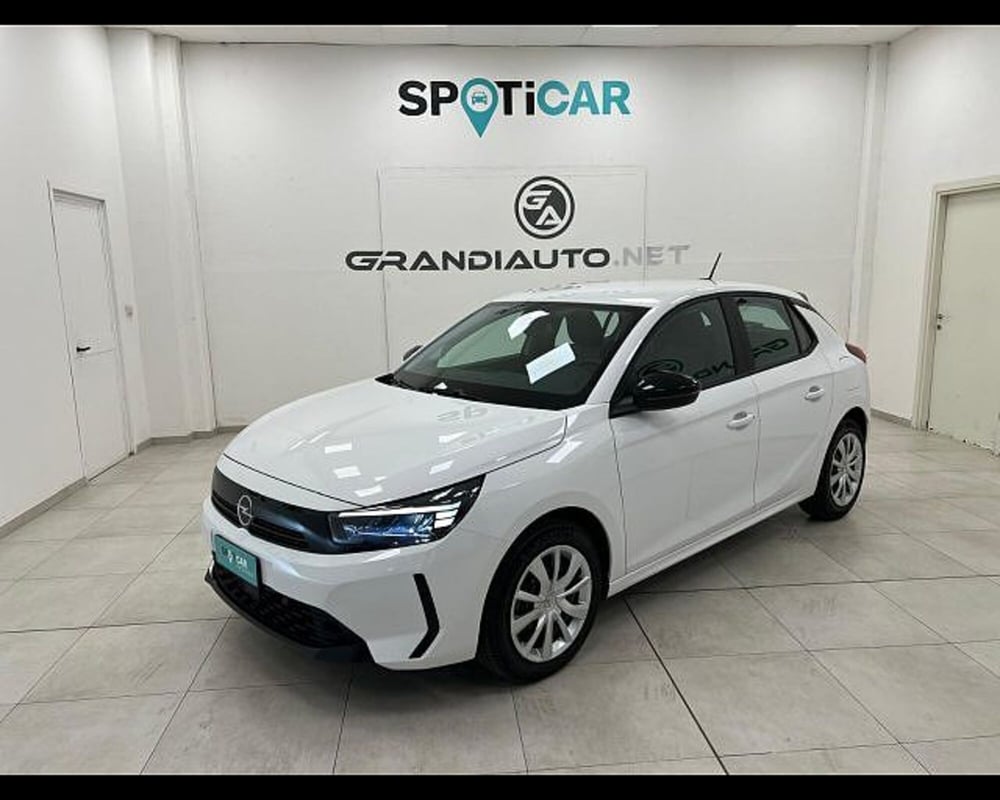 Opel Corsa nuova a Alessandria