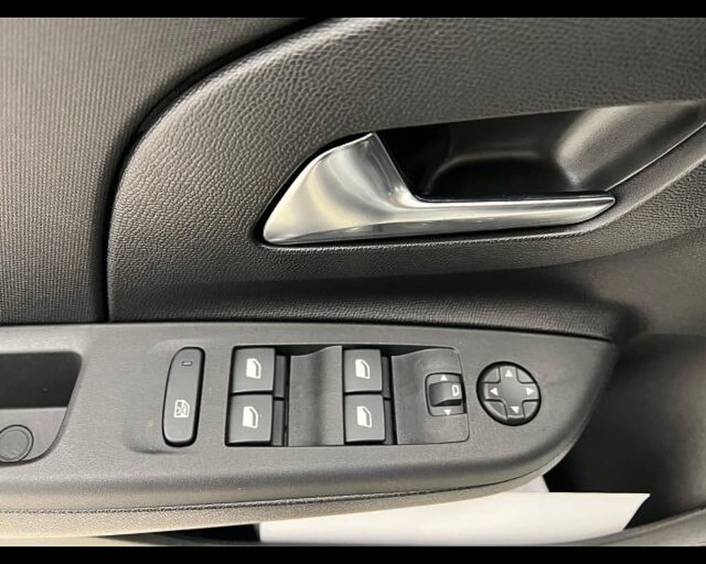 Opel Corsa nuova a Alessandria (11)