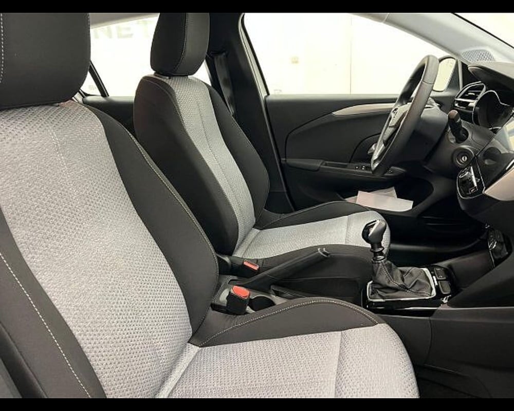 Opel Corsa nuova a Alessandria (20)