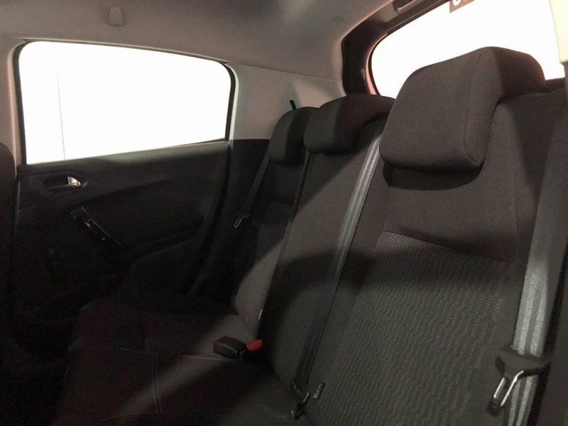 Peugeot 208 usata a Torino (11)