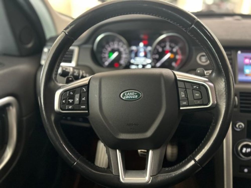 Land Rover Discovery Sport usata a Modena (11)
