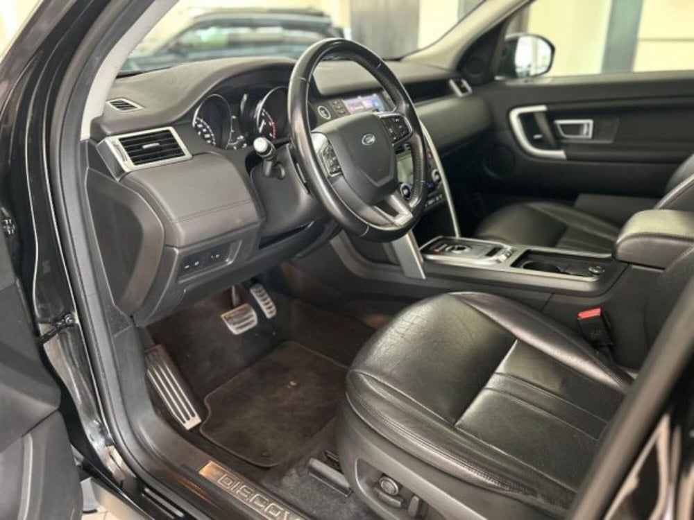 Land Rover Discovery Sport usata a Modena (12)