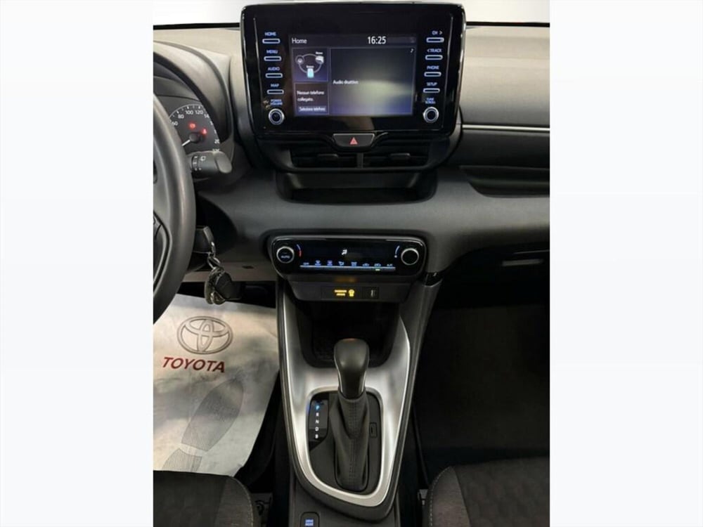 Toyota Yaris Cross usata a Monza e Brianza (13)