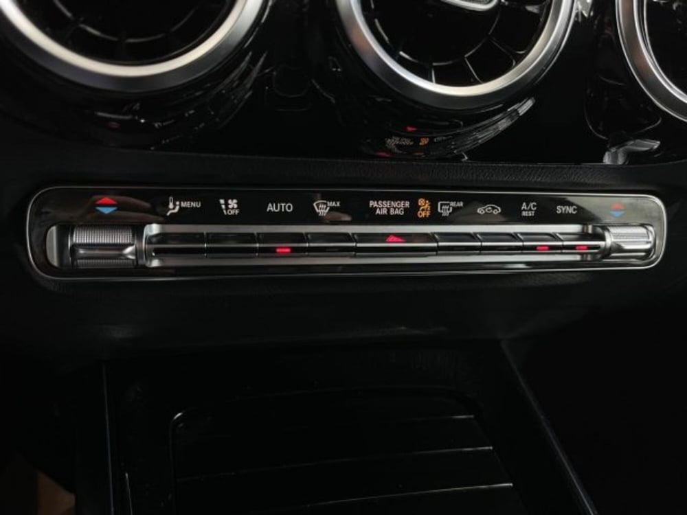 Mercedes-Benz GLA SUV usata a Verona (14)
