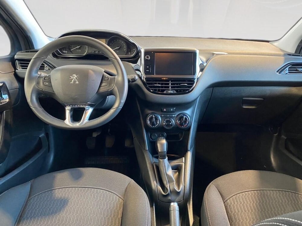Peugeot 208 usata a Torino (6)