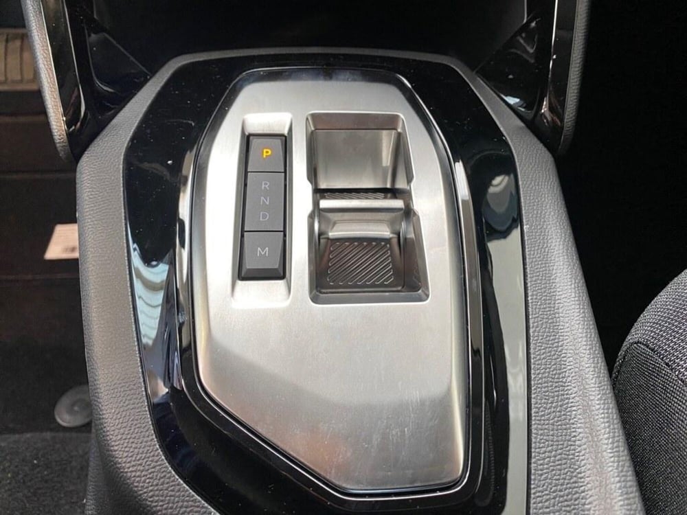 Peugeot 208 nuova a Torino (12)