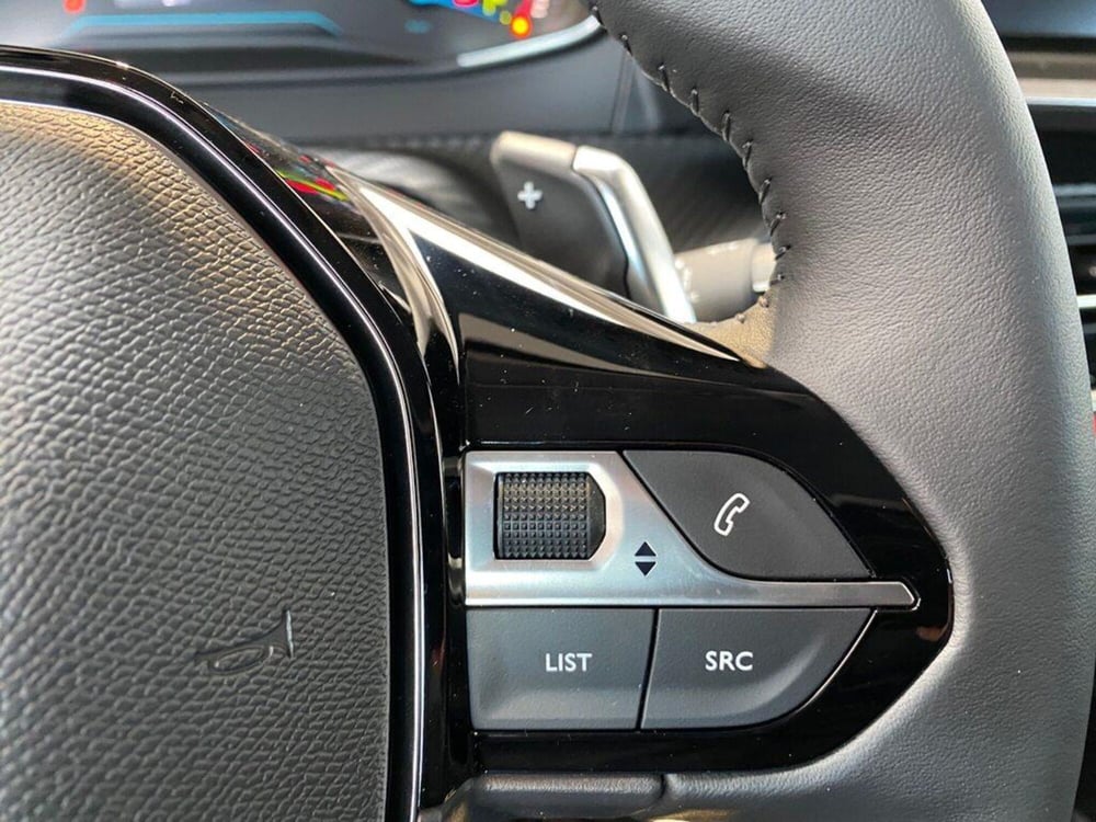 Peugeot 208 nuova a Torino (14)