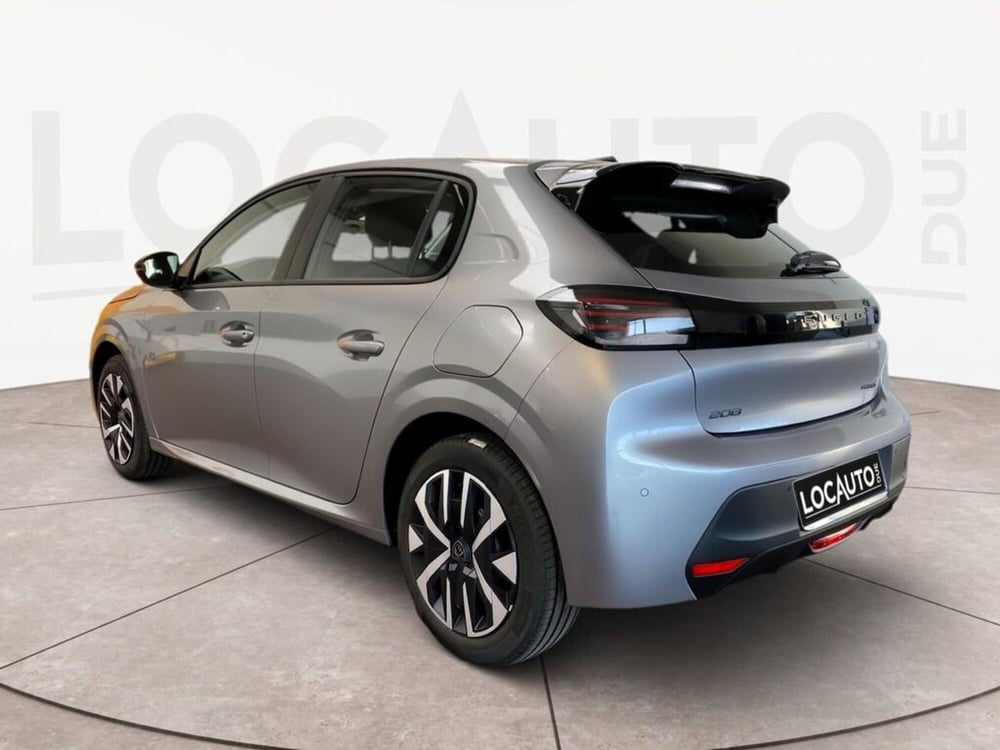 Peugeot 208 nuova a Torino (5)