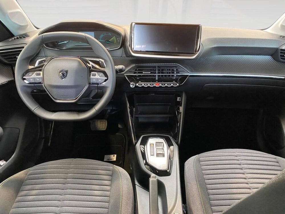 Peugeot 208 nuova a Torino (6)