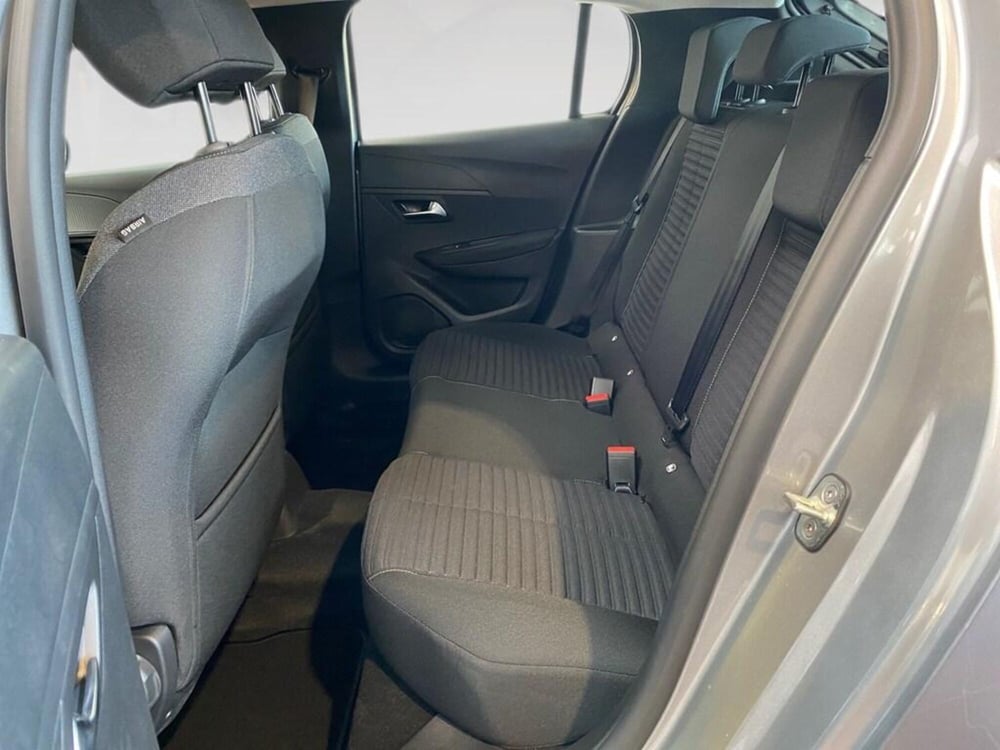 Peugeot 208 nuova a Torino (8)
