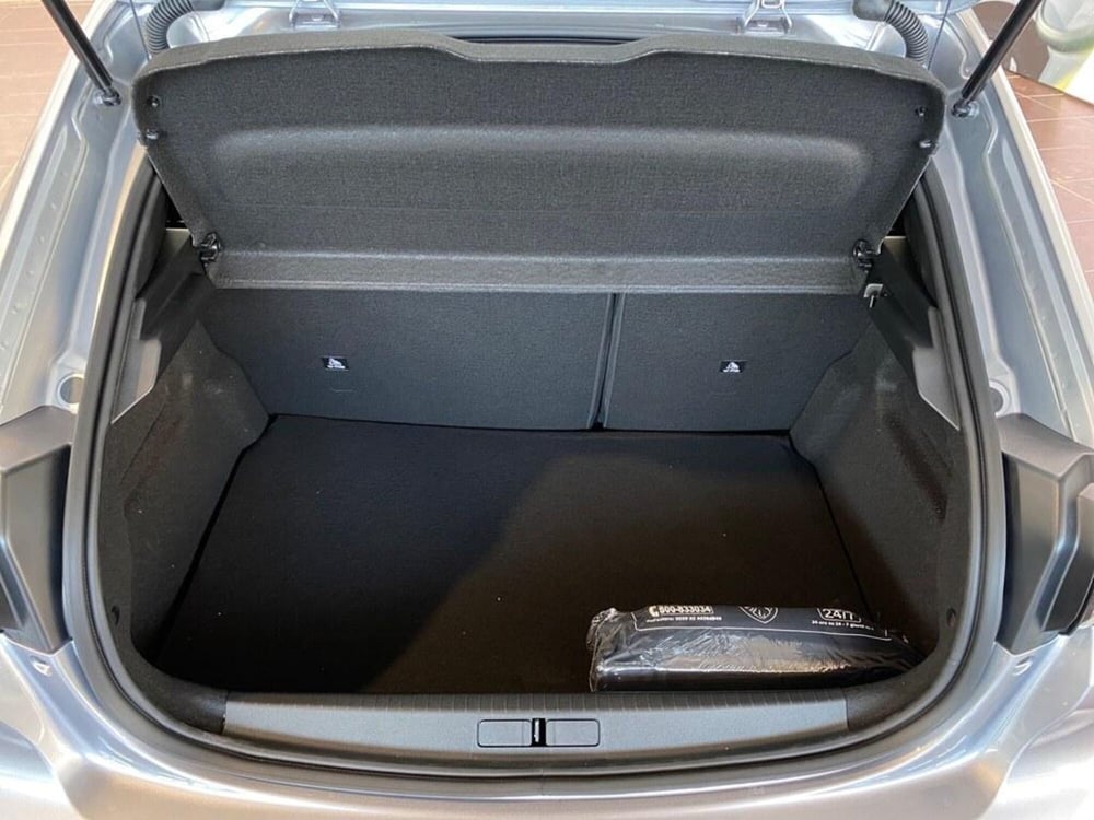 Peugeot 208 nuova a Torino (9)