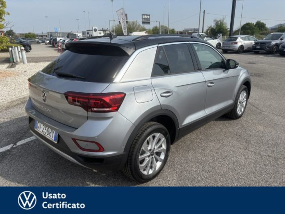 Volkswagen T-Roc nuova a Vicenza (5)