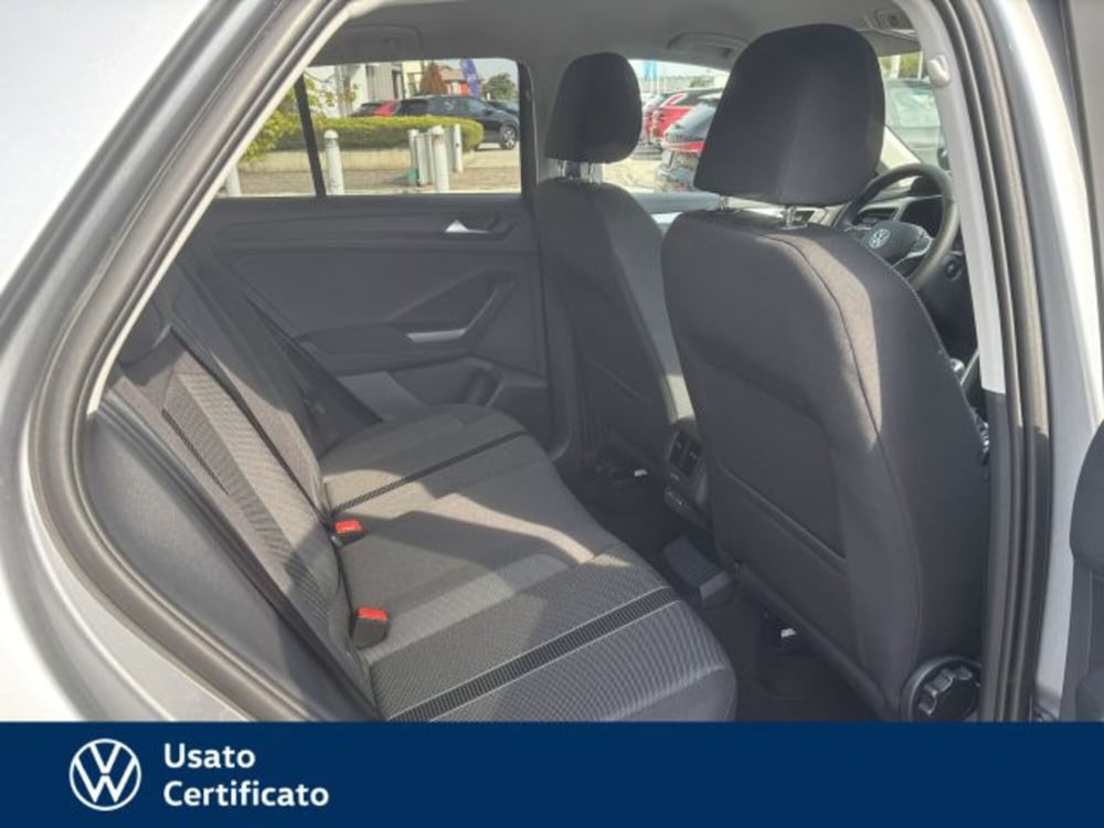 Volkswagen T-Roc nuova a Vicenza (8)