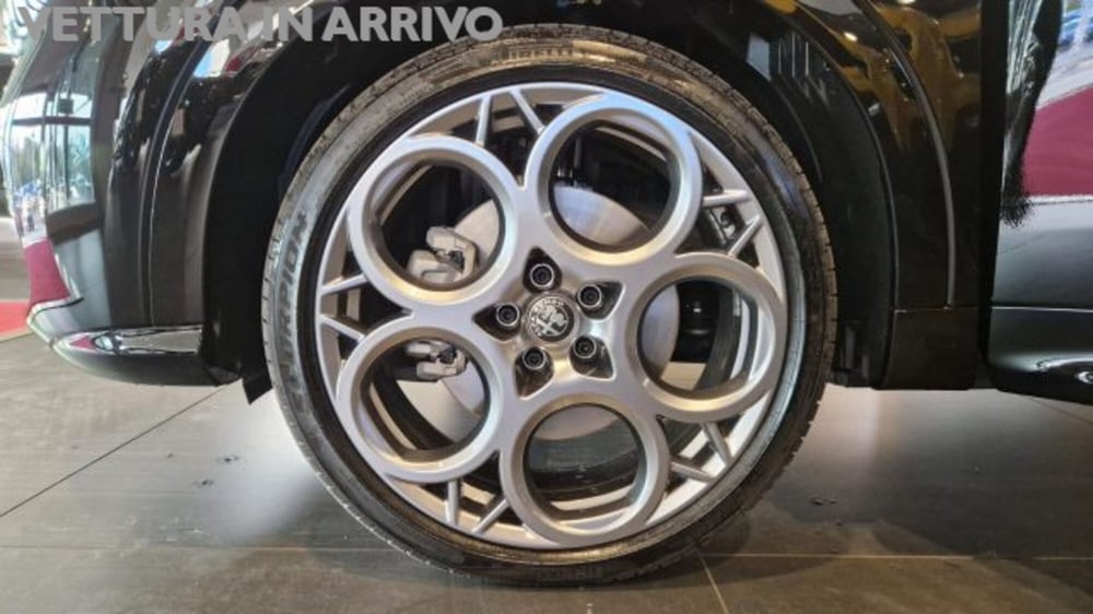 Alfa Romeo Tonale nuova a Modena (8)
