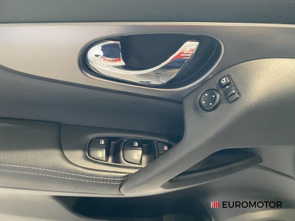 Nissan Qashqai usata a Bari (12)