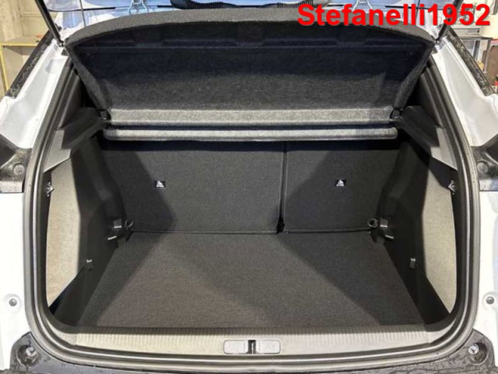 Peugeot 2008 nuova a Bologna (7)