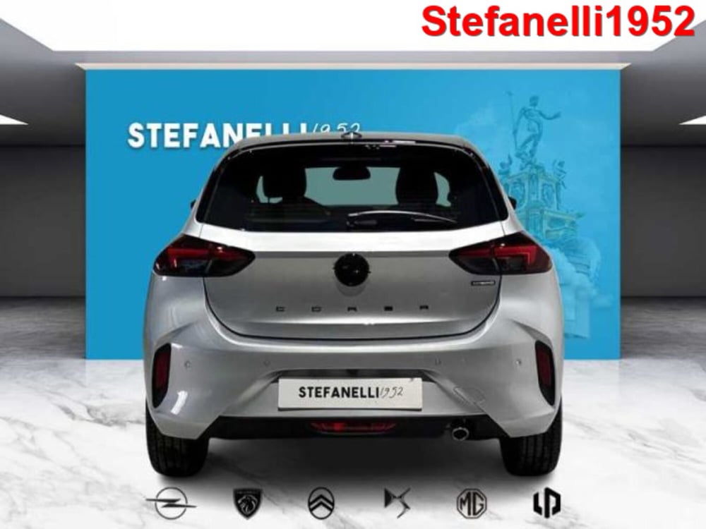 Opel Corsa nuova a Bologna (6)