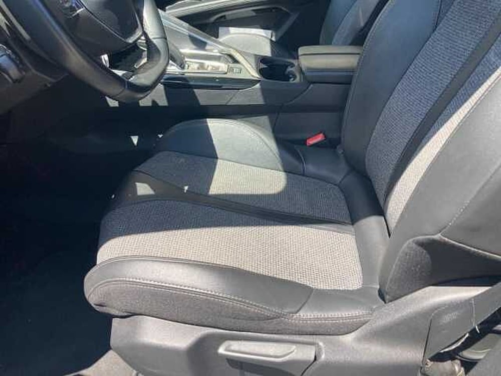 Peugeot 5008 usata a Messina (10)