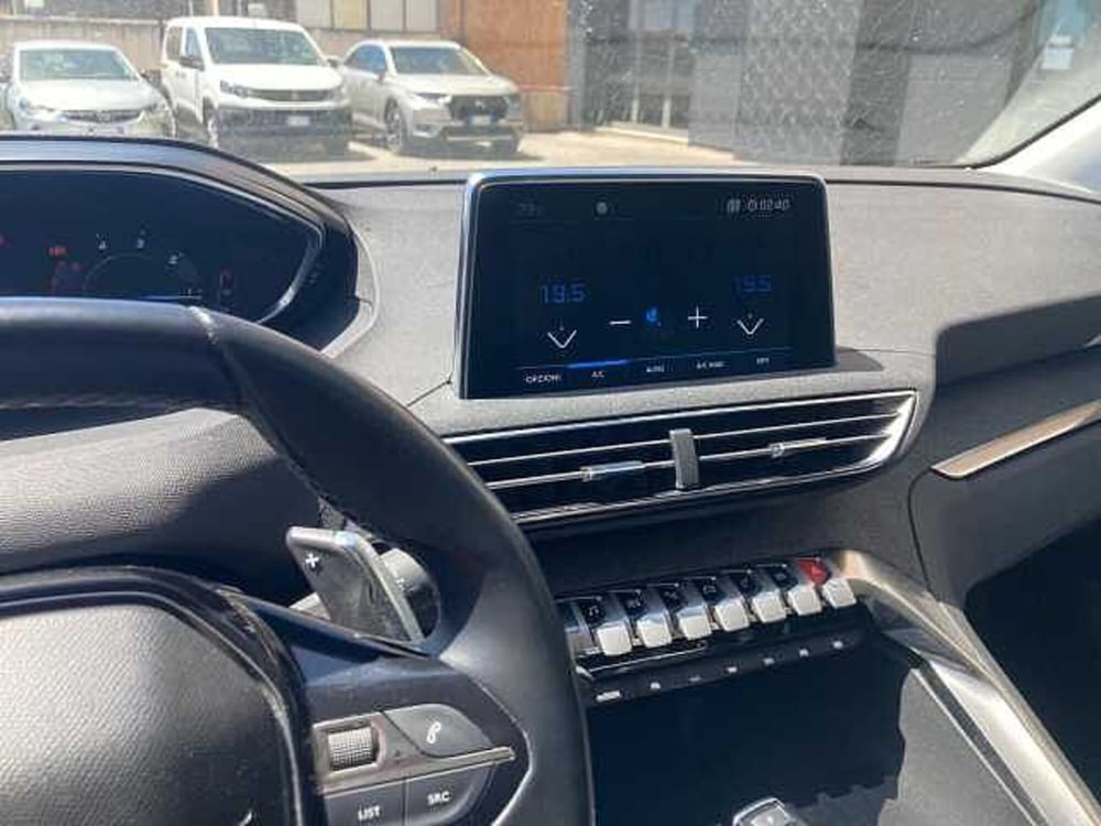Peugeot 5008 usata a Messina (13)