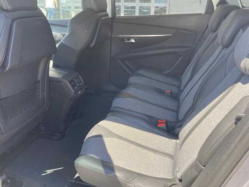 Peugeot 5008 usata a Messina (18)