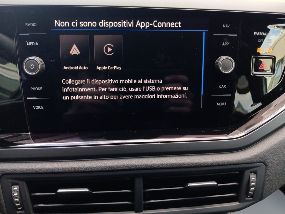 Volkswagen Taigo usata a Bologna (14)
