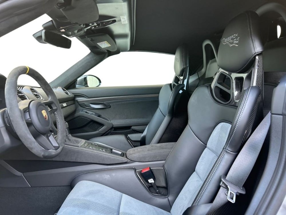 Porsche 718 Boxster  nuova a Bari (7)