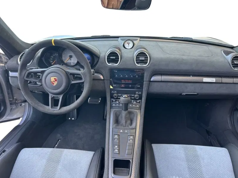 Porsche 718 Boxster  nuova a Bari (8)