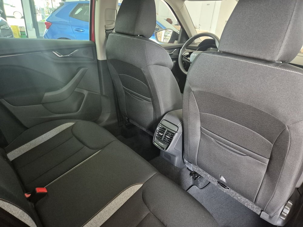 Skoda Kamiq nuova a Torino (13)