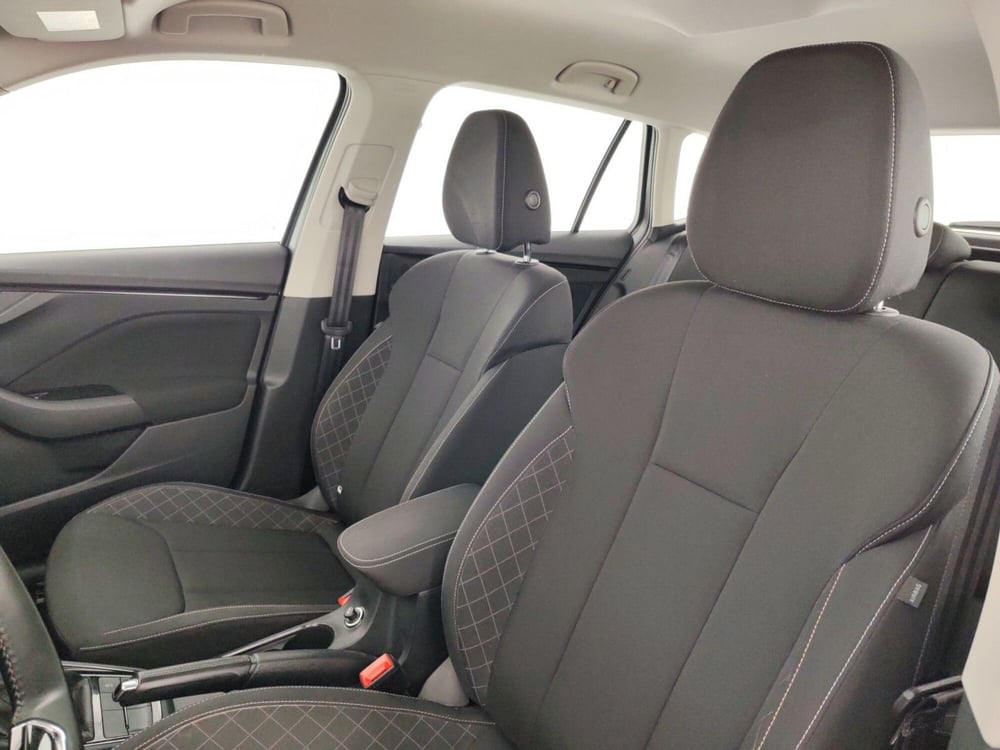 Skoda Kamiq usata a Massa-Carrara (9)