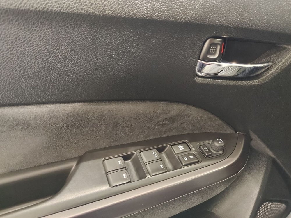 Suzuki Vitara usata a Vercelli (20)