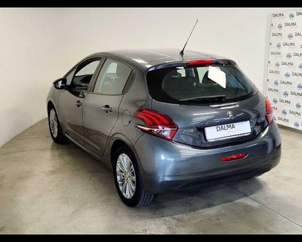 Peugeot 208 usata a Milano (17)
