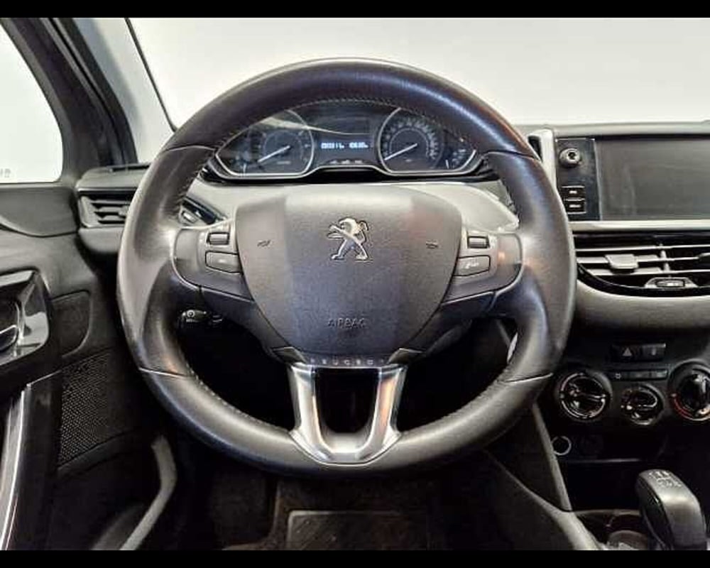 Peugeot 208 usata a Milano (7)