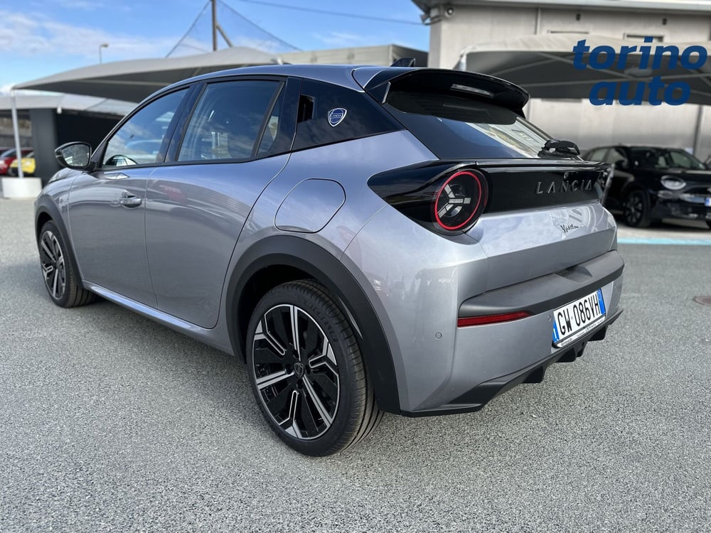 Lancia Ypsilon nuova a Torino (5)