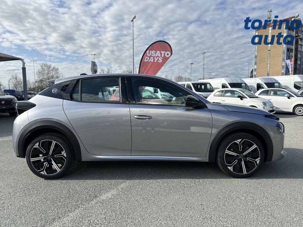 Lancia Ypsilon nuova a Torino (8)
