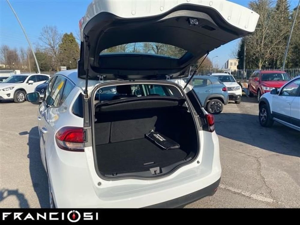 Renault Scenic E-Tech Electric usata a Modena (13)