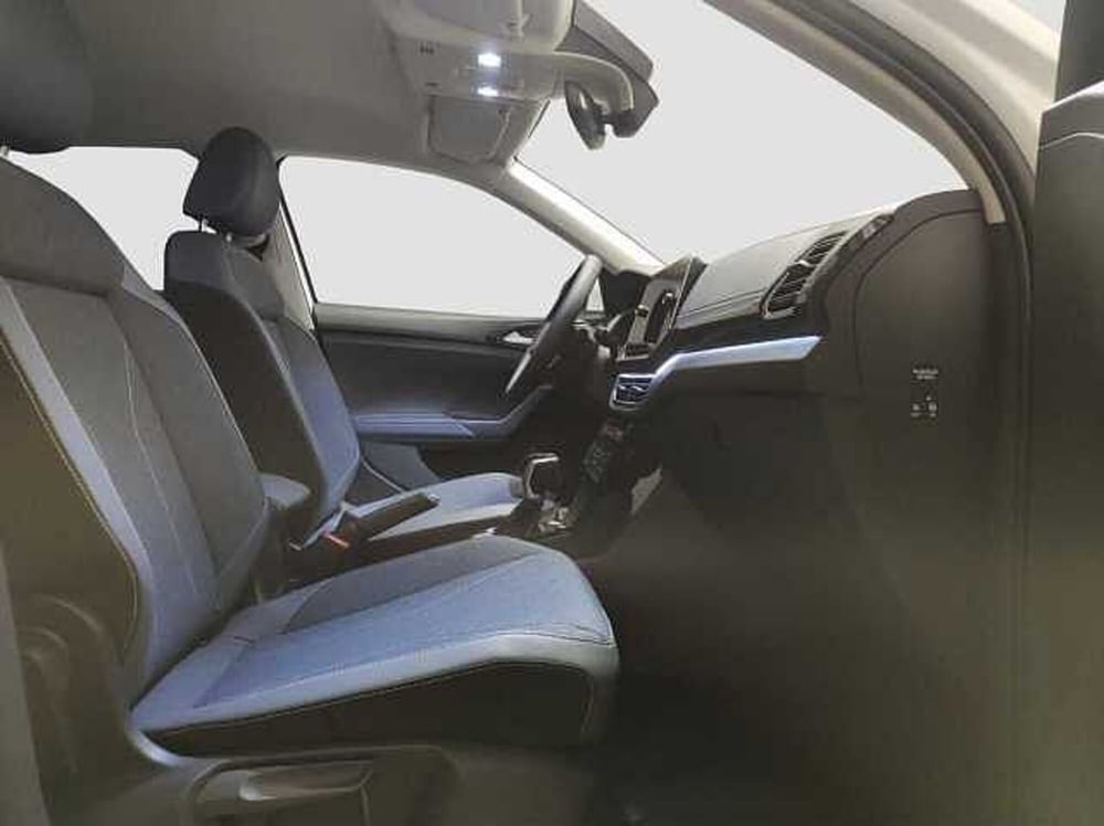 Volkswagen T-Cross nuova a Como (11)
