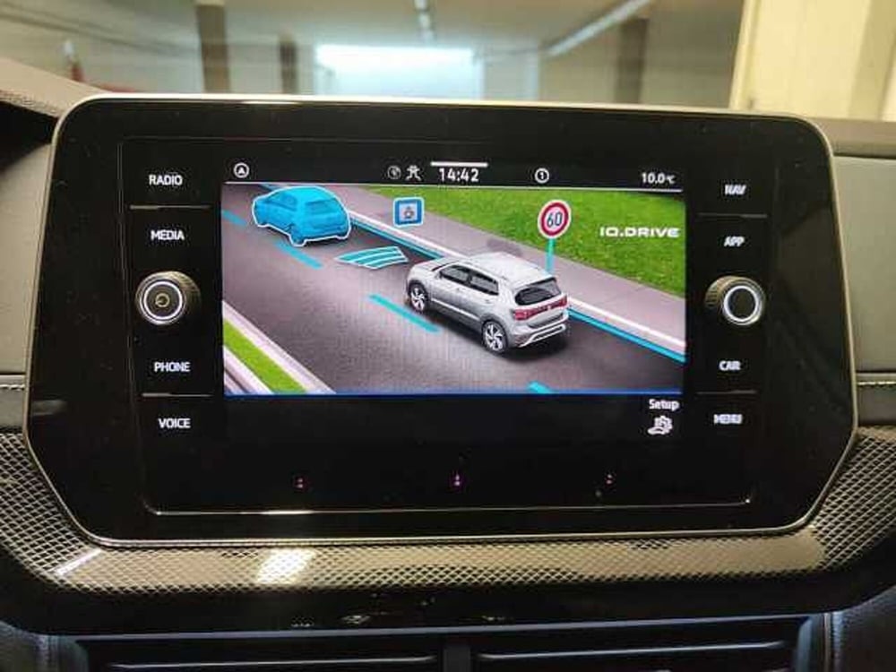 Volkswagen T-Cross nuova a Como (15)