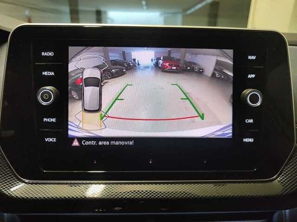 Volkswagen T-Cross nuova a Como (16)