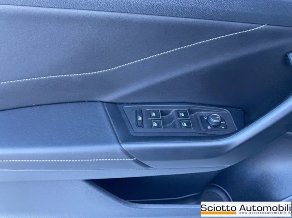 Volkswagen T-Roc usata a Messina (12)