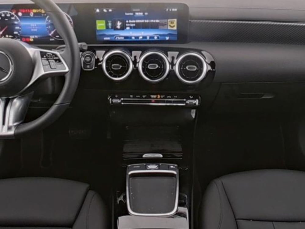 Mercedes-Benz CLA usata a Milano (4)